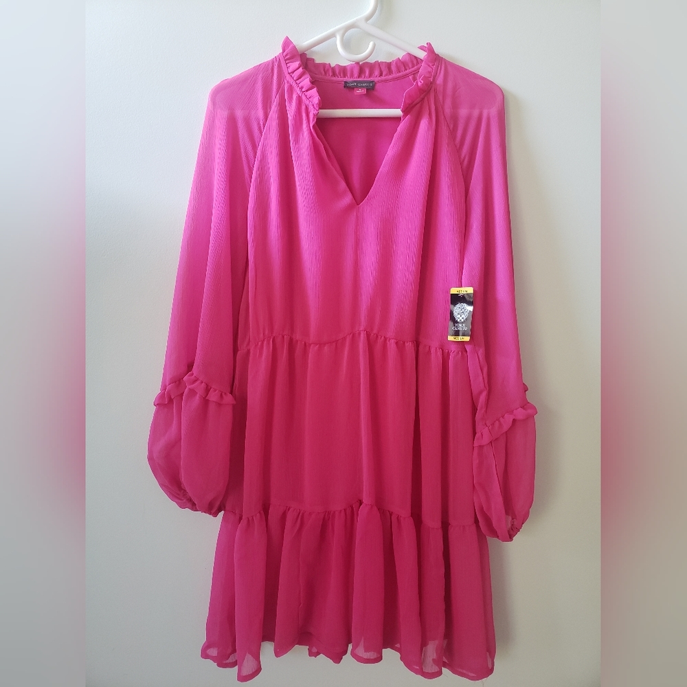 NWT Vince camuto Tiered Flowy Mini Dress